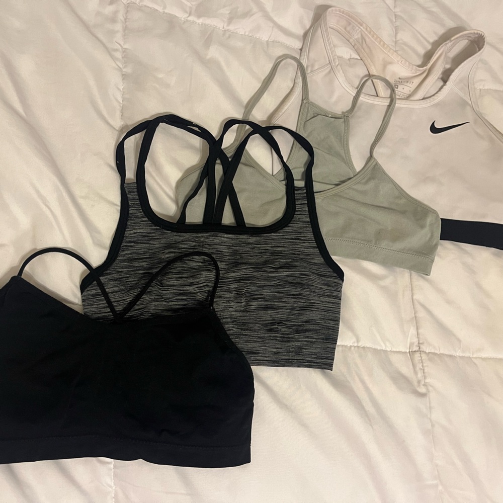 Sports bra bundle